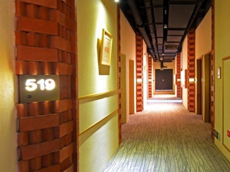 Ramada Encore By Wyndham Shanghai Pudong Airport Экстерьер фото