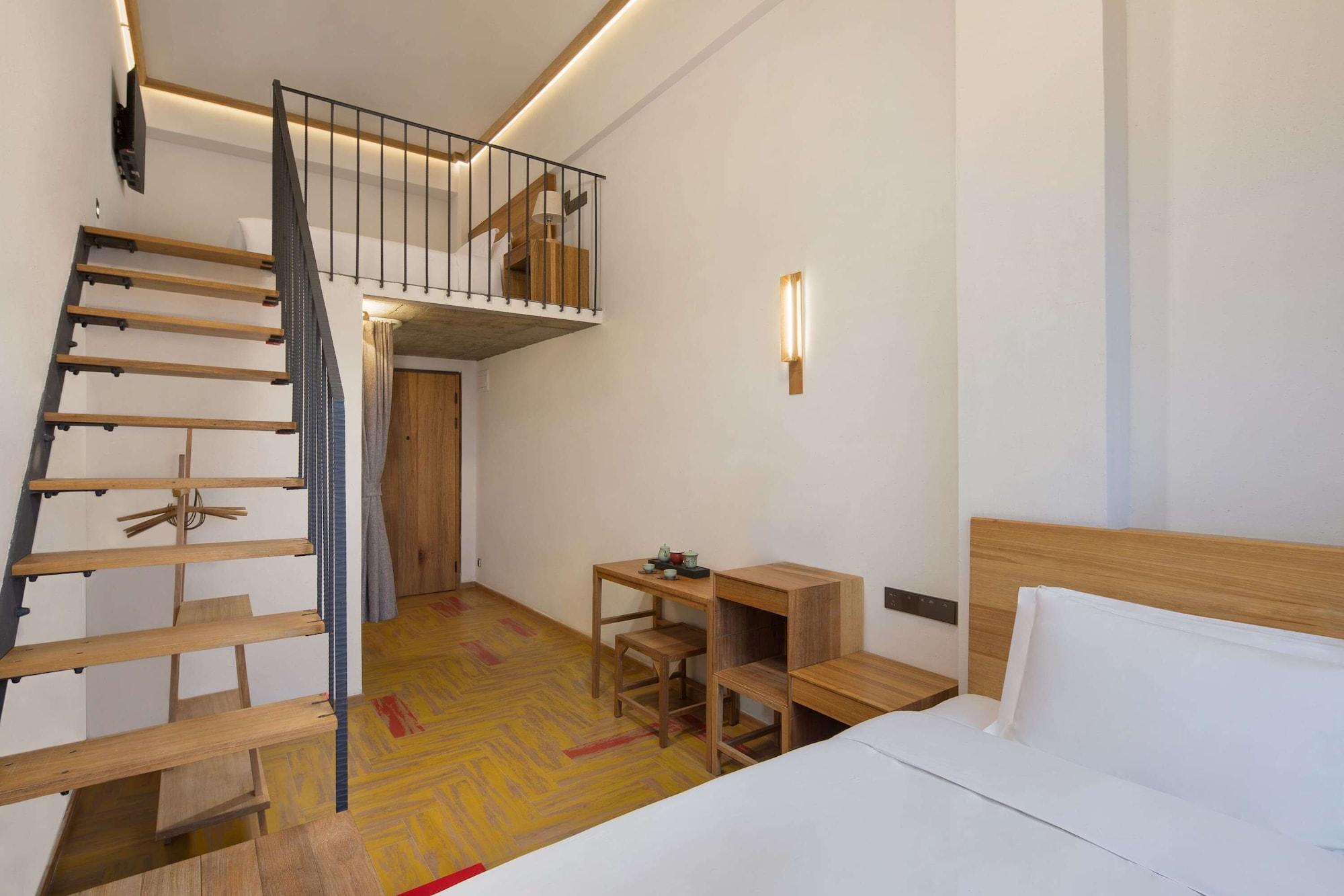 Ramada Encore By Wyndham Shanghai Pudong Airport Экстерьер фото