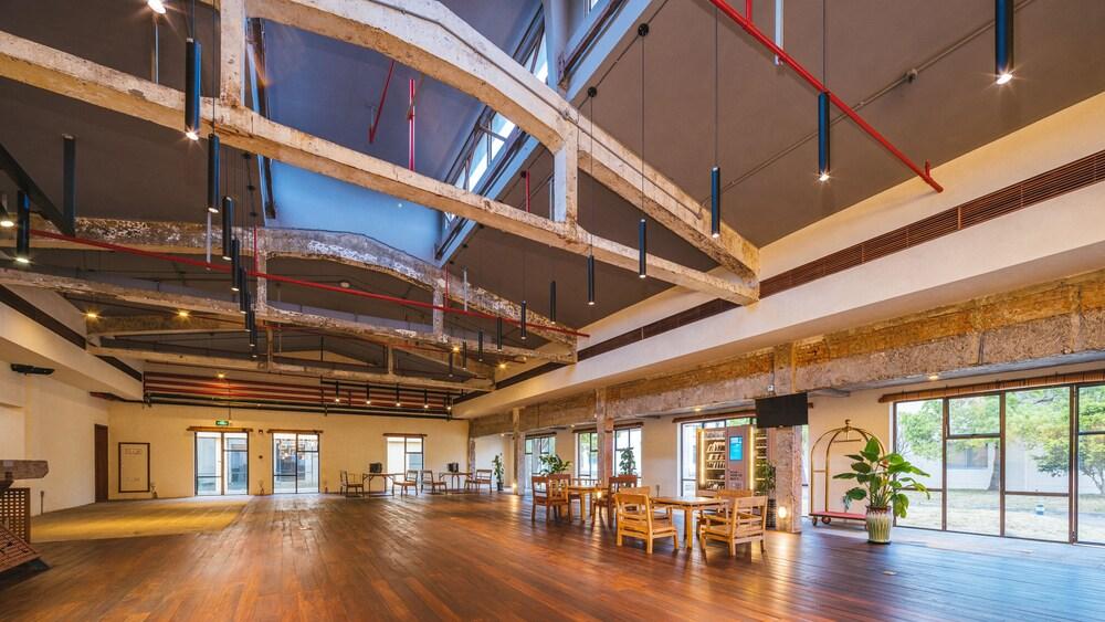 Ramada Encore By Wyndham Shanghai Pudong Airport Экстерьер фото
