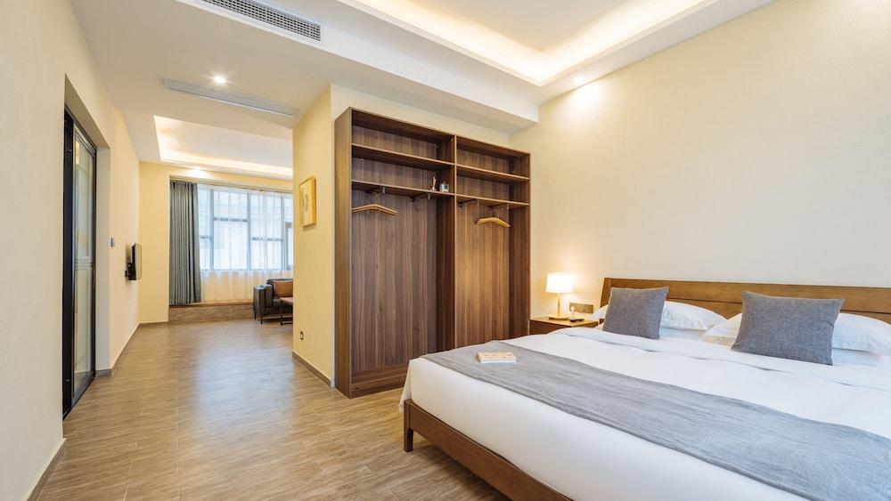 Ramada Encore By Wyndham Shanghai Pudong Airport Экстерьер фото